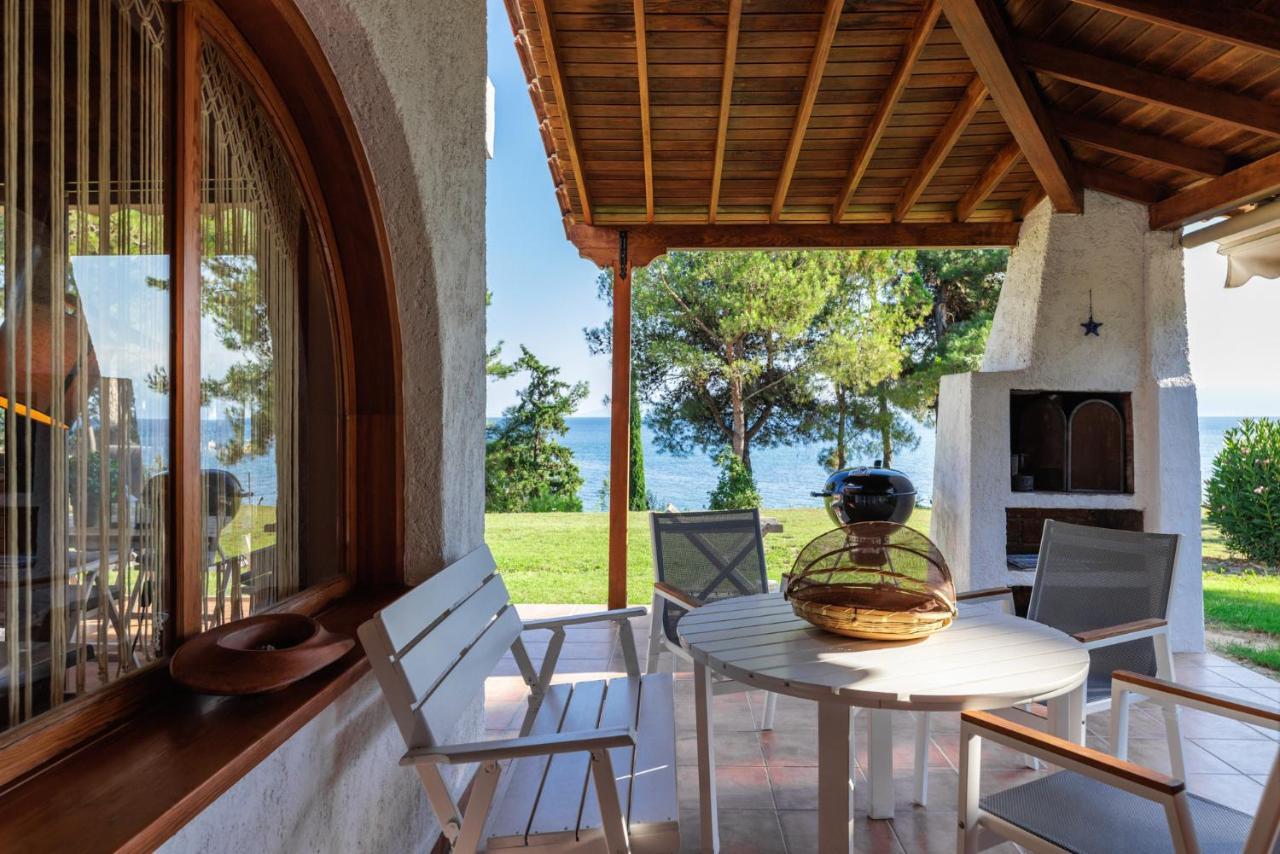 Luna Villa Private Beach Nea Iraklia Exteriér fotografie
