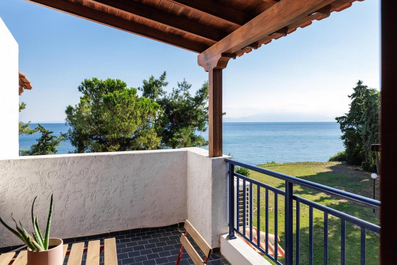 Luna Villa Private Beach Nea Iraklia Exteriér fotografie